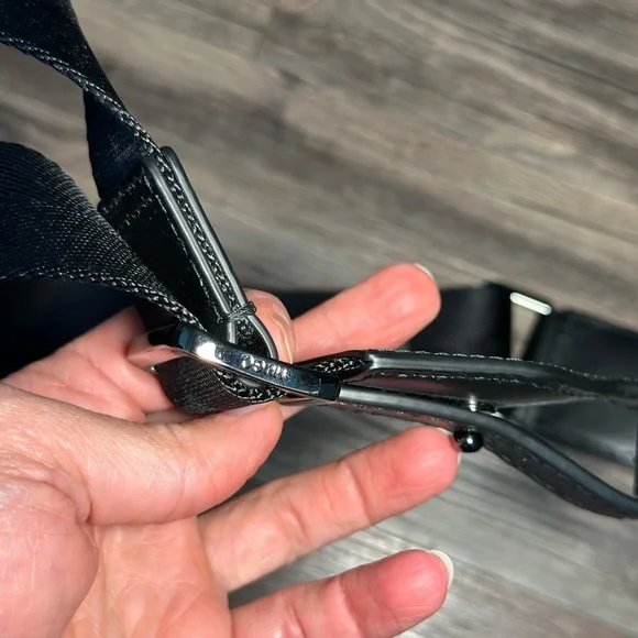 HUGO BOSS SINGLE DOCUMENT CASE IN LEATHER